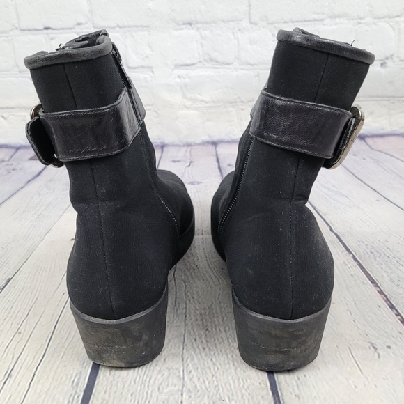 STUART WEITZMAN | side zip high top wedge boots - Picture 5 of 9